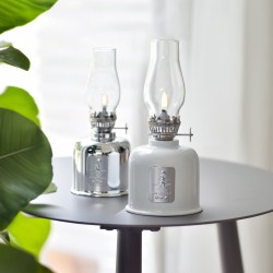 SN - OLEJOVÁ LAMPA Bílá lesklá / stříbrný lesklý emblém (6/6)