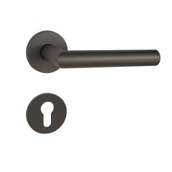 TI - FAVORIT - R 2002 5S T - Titan (141) - klika/klika - rozety WC (4/6)