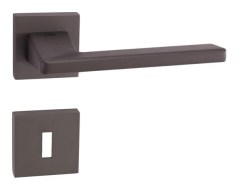 TI - JUNIOR - HR 4140Q T - Titan (141)