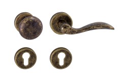 TI - LEA - R 1948 OBA - Antik bronz (46) - rozety PZ - koule/klika levá (7/8)