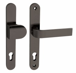 TI - MAGNUS - 3198 T - Titan (141)